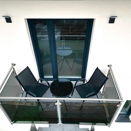 Suite4me I I Kitchen I Balcony Dietzenbach